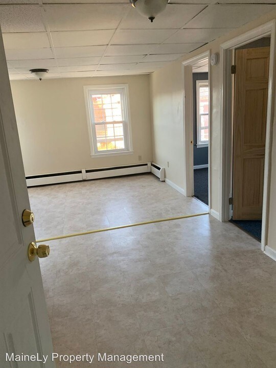 39 Franklin St in Biddeford, ME - Building Photo