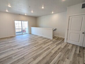 1561 110 in Logan, UT - Building Photo - Building Photo