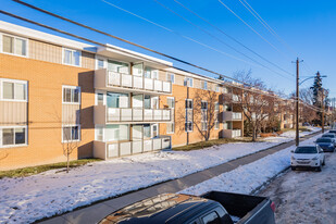 Cedarbrae Gardens West in Calgary, AB - Building Photo - Building Photo