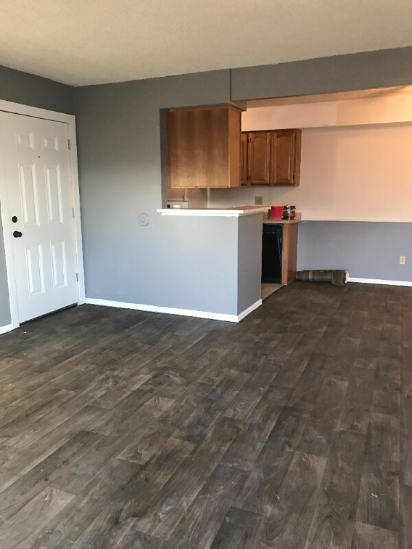 10150 E Virginia Ave, Unit 6-105 in Denver, CO - Foto de edificio - Building Photo