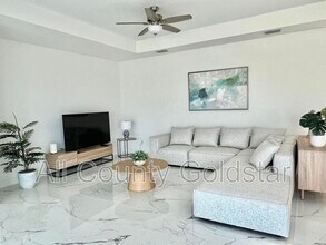 57 Broadmoor Ln in Rotonda West, FL - Building Photo - Building Photo