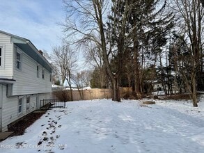 18 Cherry Hill Rd in New Paltz, NY - Building Photo - Building Photo