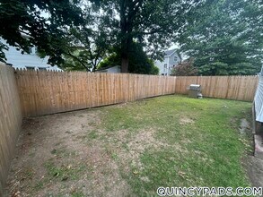46 Lawn Ave in Quincy, MA - Building Photo - Building Photo