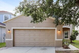 12608 Evington Point Dr in Riverview, FL - Building Photo