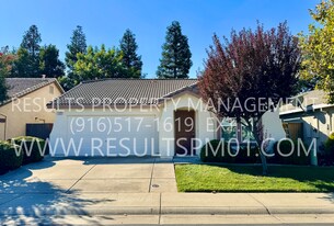 1529 Blue Squirrel St in Roseville, CA - Building Photo