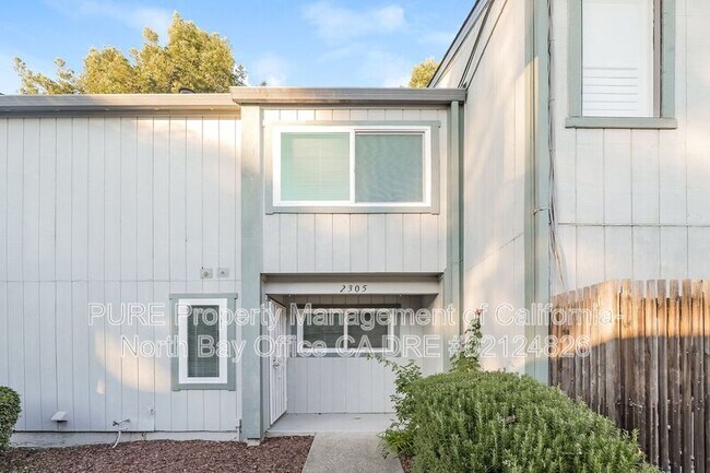 2305 Cross Ave in Santa Rosa, CA - Building Photo - Building Photo