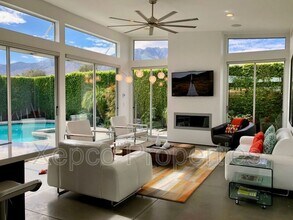 2706 Alexander Club Dr in Palm Springs, CA - Building Photo - Building Photo
