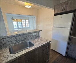 43 Sidonia Ave in Coral Gables, FL - Building Photo - Building Photo