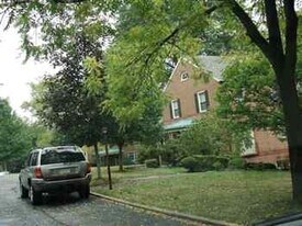 101 S Linwood Ave in Pittsburgh, PA - Building Photo