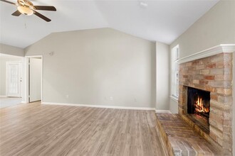 23043 Red Leo Ln in Spring, TX - Building Photo - Building Photo