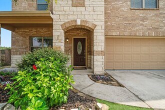 28434 Lockeridge Creek Dr in Spring, TX - Building Photo - Building Photo