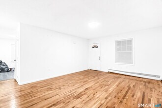 272 Capen St in Hartford, CT - Building Photo - Building Photo