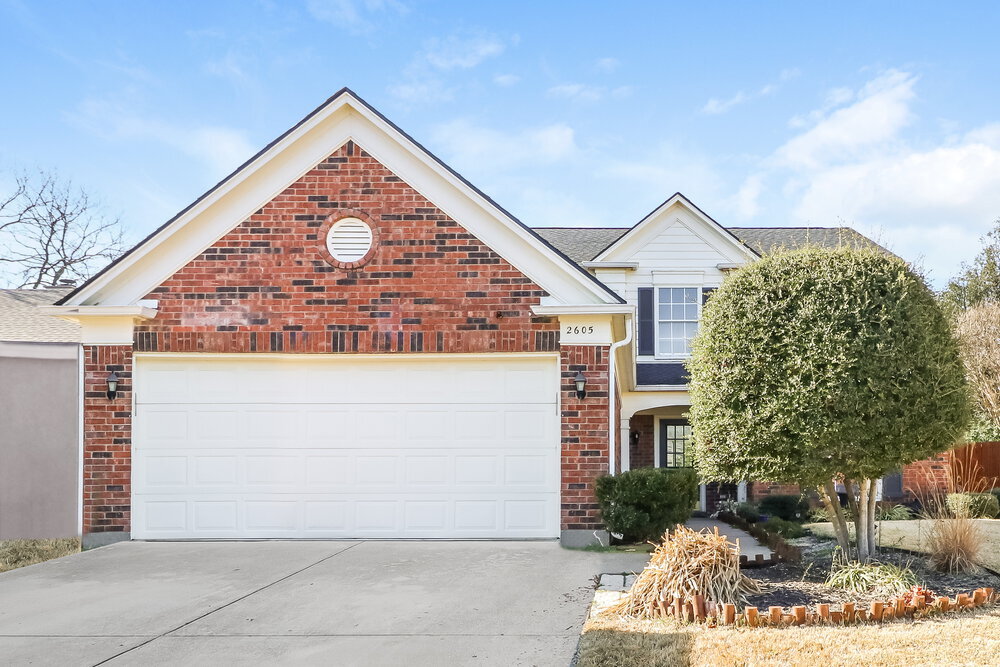 2605 Country Creek Ln in Fort Worth, TX - Building Photo