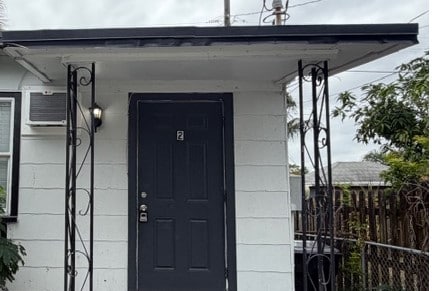 property at 909 N F St