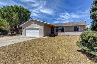 4500 N Miner Rd in Prescott Valley, AZ - Foto de edificio - Building Photo