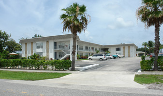 825-835 Cypress Dr Apartments