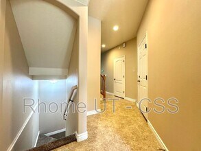 3078 Sage Loop in Lehi, UT - Building Photo - Building Photo