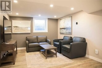 1176 Milburn St in Peterborough, ON - Building Photo - Building Photo