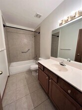 125 W Wade St in Republic, MO - Building Photo - Building Photo