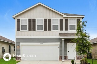 5018 Firefly Hls in Saint Hedwig, TX - Building Photo