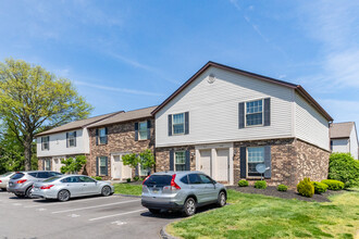 Sawmill Station Condominium (por) in Dublin, OH - Building Photo - Building Photo