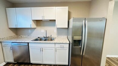 528 Peregrine St in Virginia Beach, VA - Building Photo - Building Photo