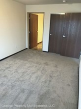 1306 Main St N in Watford City, ND - Building Photo - Building Photo