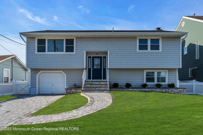 415 15th Ave in Belmar, NJ - Foto de edificio - Building Photo