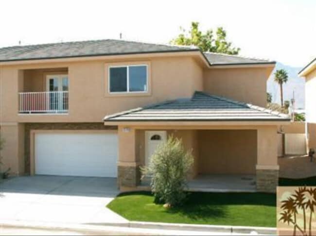 33113 Campus Ln in Cathedral City, CA - Building Photo - Building Photo