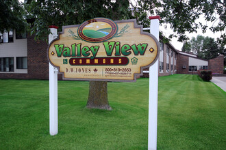 Valley View Commons in Mahnomen, MN - Building Photo - Building Photo