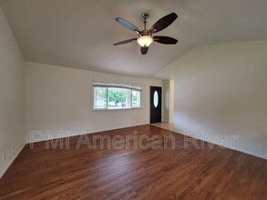7948 Glen Stone Ave in Citrus Heights, CA - Building Photo - Building Photo