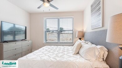 15950 Chase Hill Blvd, Unit 2303 in San Antonio, TX - Building Photo - Building Photo