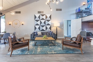 Monaco Lakes in Denver, CO - Building Photo