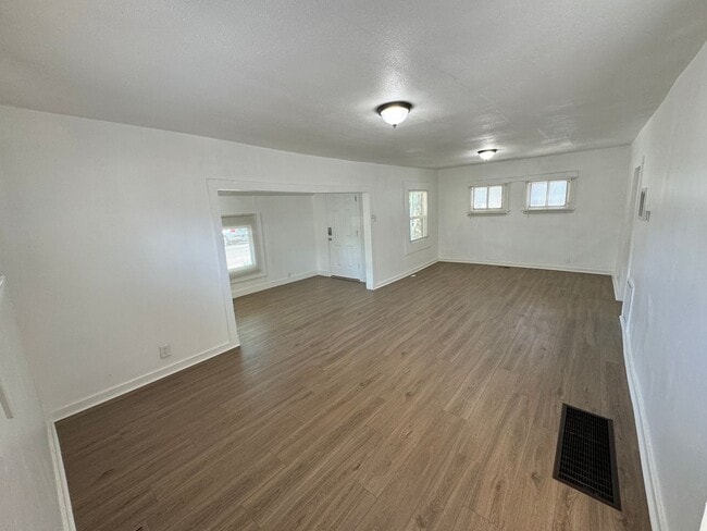 property at 2119 S Richards St