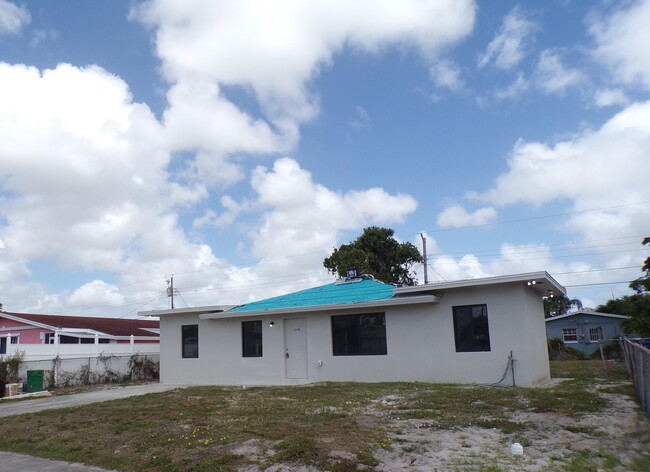 1310 W 1st St in West Palm Beach, FL - Building Photo - Building Photo