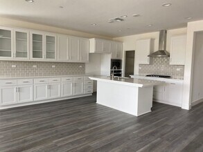 1494 Oak Cir in Rohnert Park, CA - Building Photo - Building Photo