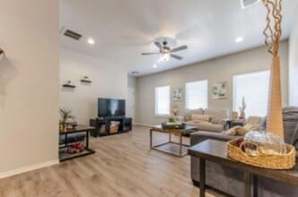 2415 Quitman Ave in Lubbock, TX - Building Photo - Building Photo