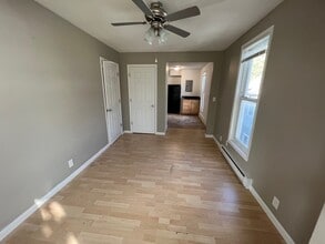 2424 4th Ave in Minneapolis, MN - Building Photo - Building Photo