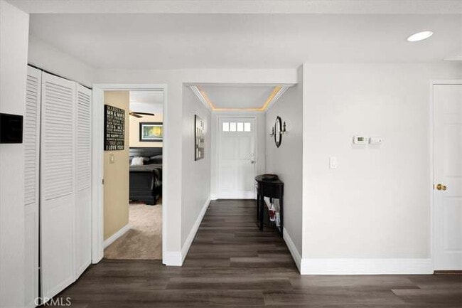 272 Pine Ave in Brea, CA - Building Photo - Building Photo