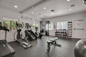 Cascade Ridge in Lebanon, OR - Building Photo - Building Photo