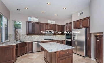 4508 Vereda Mar De Ponderosa in San Diego, CA - Building Photo - Building Photo