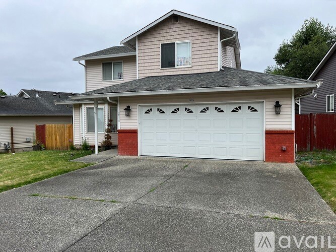 10116 62nd Dr NE in Marysville, WA - Building Photo