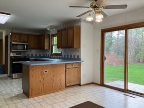 S70W19298 Wentland Dr in Muskego, WI - Building Photo - Building Photo