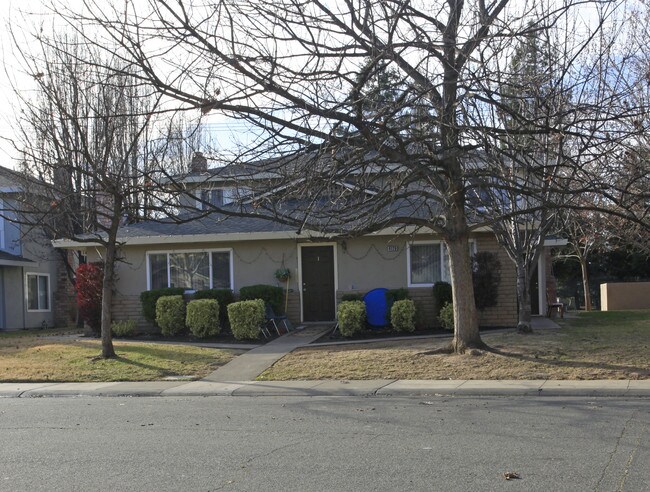 4129 Gaddi Dr in Sacramento, CA - Building Photo - Building Photo
