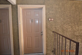 5160 Indian River Dr in Las Vegas, NV - Building Photo - Building Photo