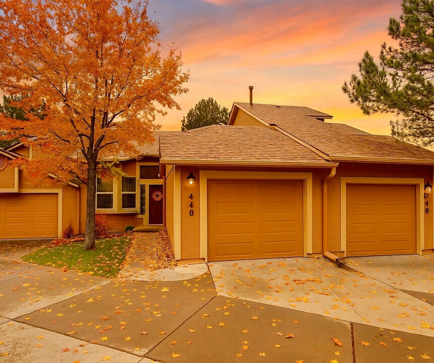 440 Autumn Ridge Cir in Colorado Springs, CO - Building Photo
