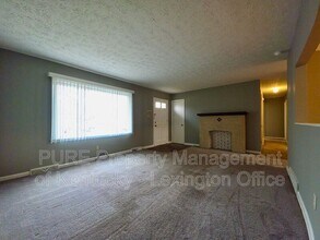 2433 Pierson Dr in Lexington, KY - Building Photo - Building Photo