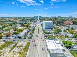 2728 NW 3rd St in Miami, FL - Building Photo - Building Photo