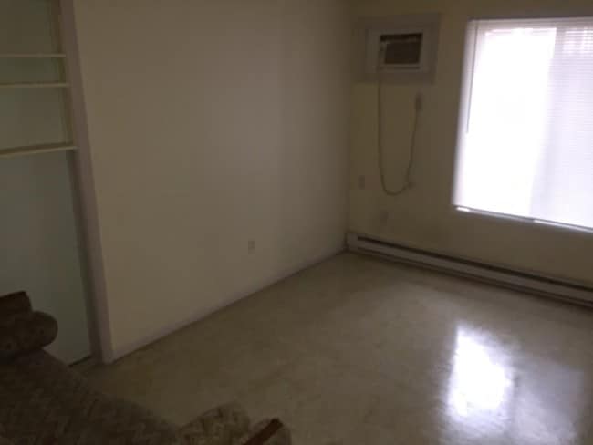 33 Fremont Ave in Seaside Heights, NJ - Foto de edificio - Interior Photo