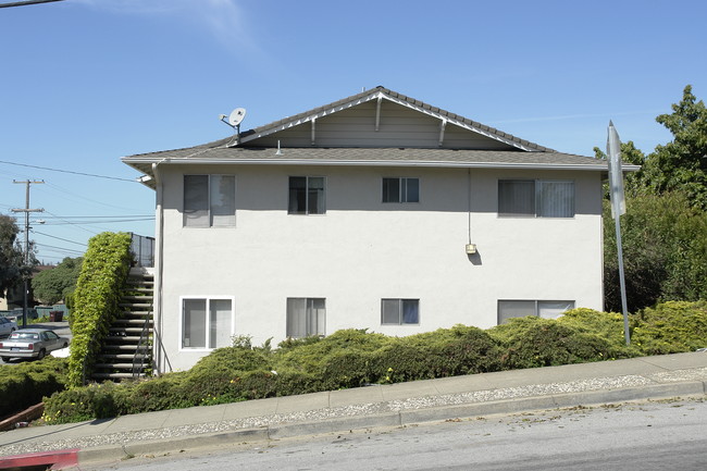 15880 Marcella St in San Leandro, CA - Building Photo - Building Photo